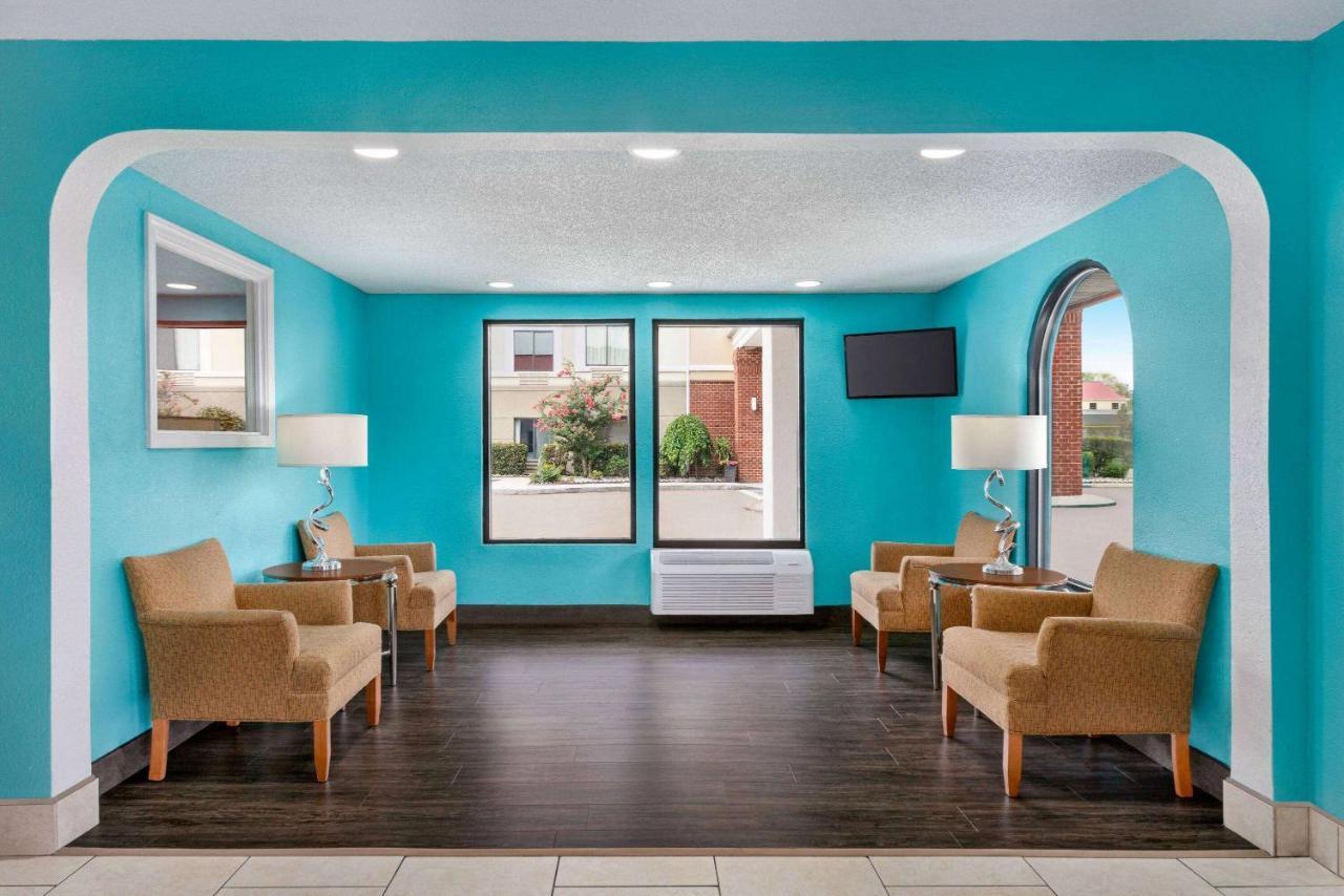 Howard Johnson By Wyndham Chattanooga Lookout Mountain I-24 Екстериор снимка