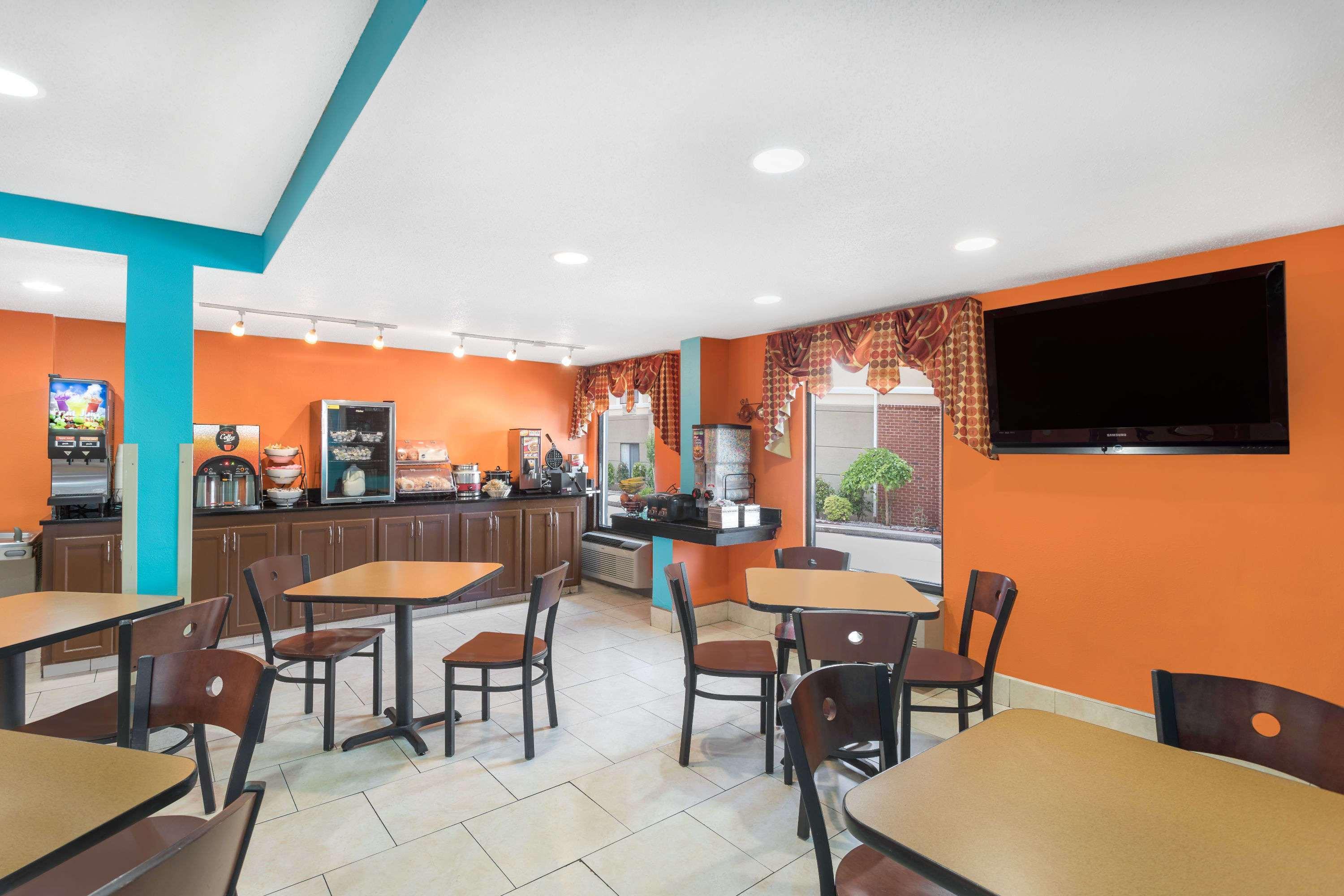 Howard Johnson By Wyndham Chattanooga Lookout Mountain I-24 Екстериор снимка